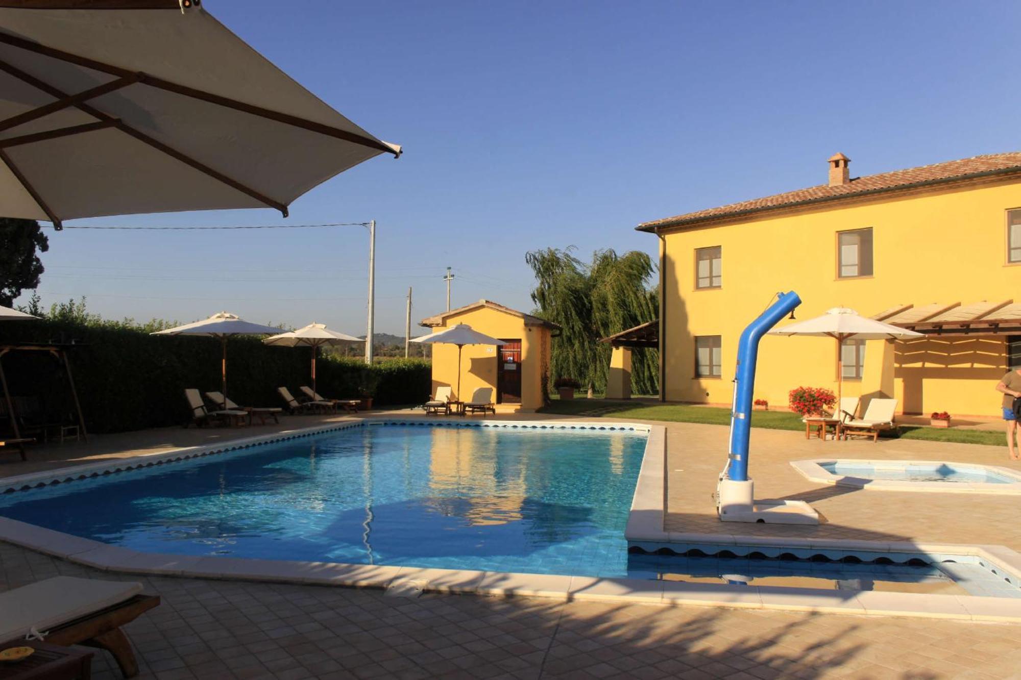 Podere Tre Cipressi Aparthotel Campiglia Marittima Kültér fotó