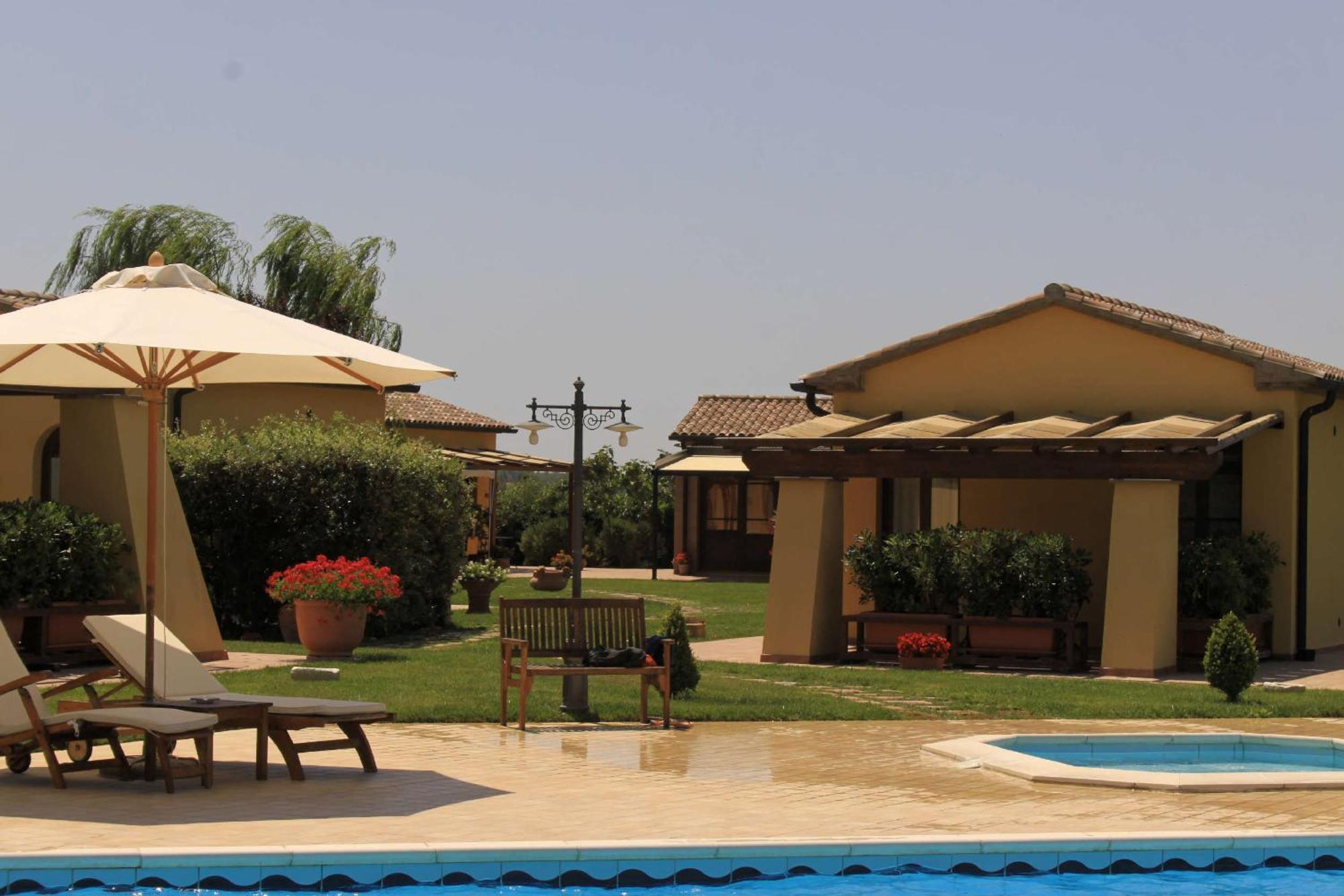 Podere Tre Cipressi Aparthotel Campiglia Marittima Kültér fotó