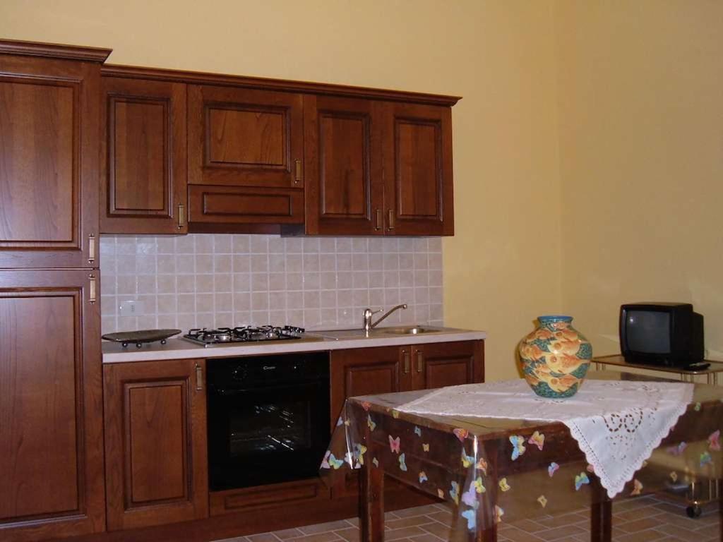 Podere Tre Cipressi Aparthotel Campiglia Marittima Szoba fotó