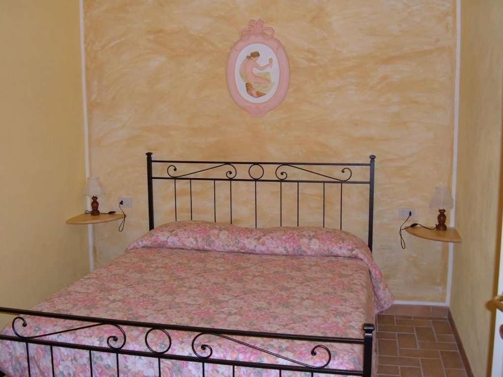 Podere Tre Cipressi Aparthotel Campiglia Marittima Szoba fotó