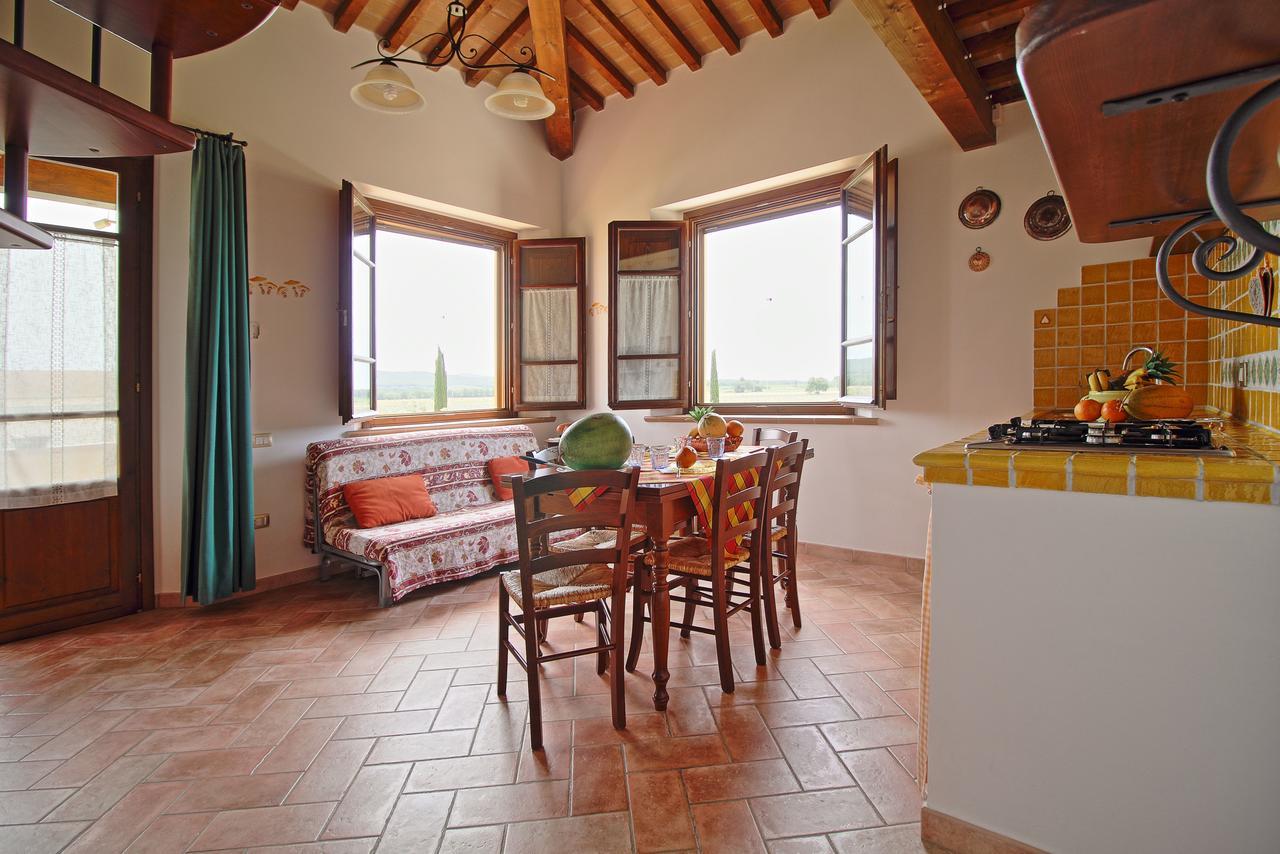 Podere Tre Cipressi Aparthotel Campiglia Marittima Kültér fotó