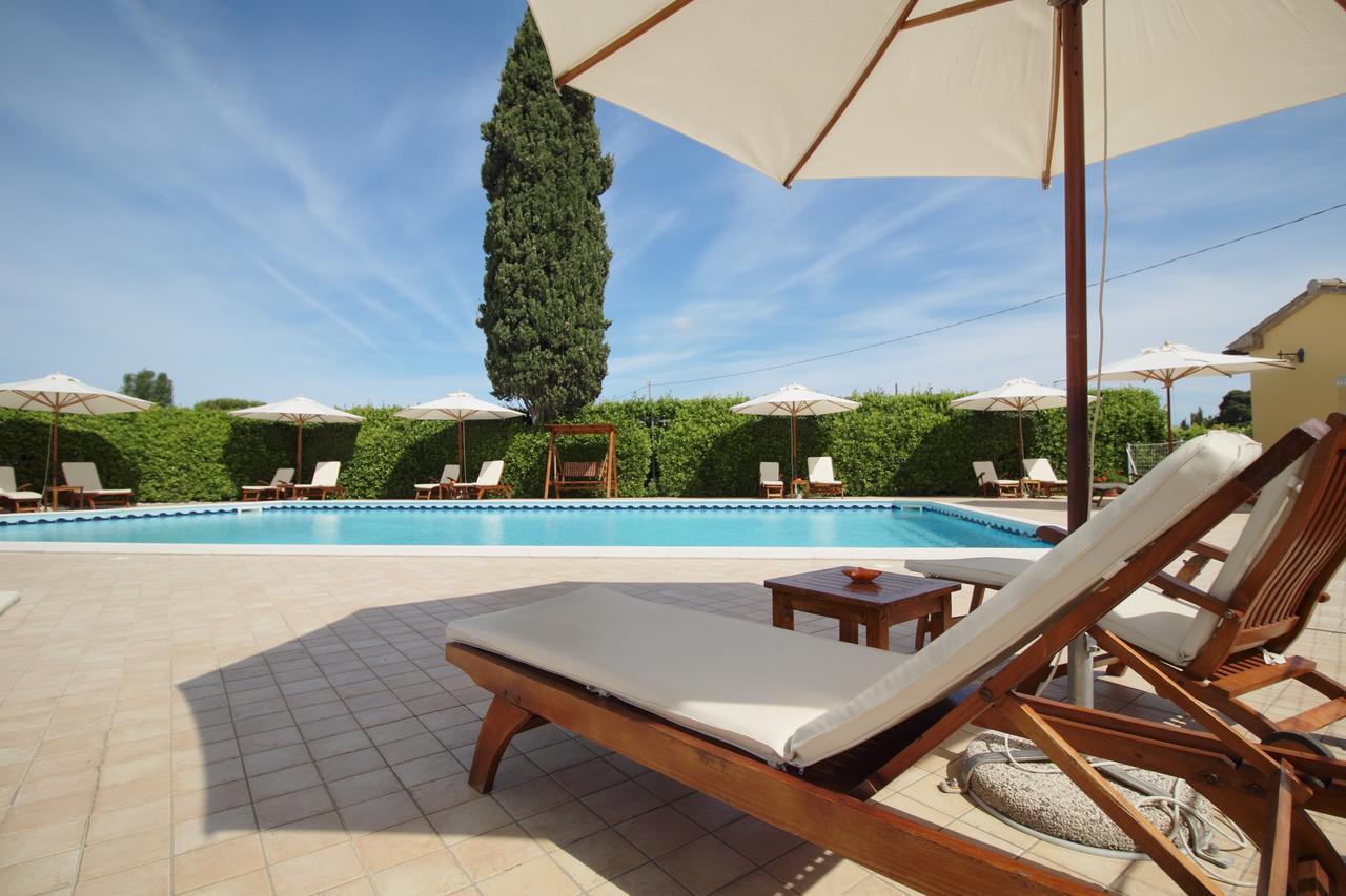 Podere Tre Cipressi Aparthotel Campiglia Marittima Kültér fotó