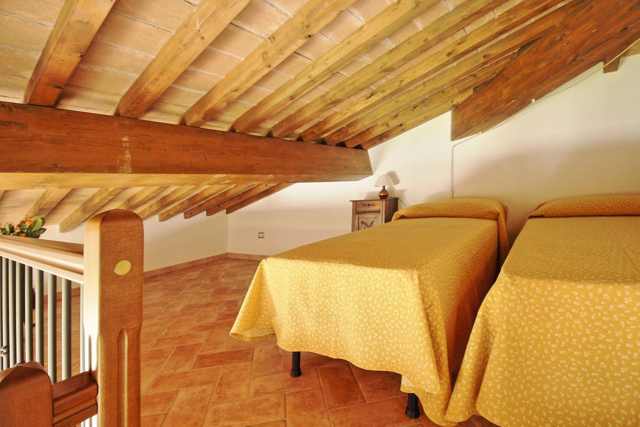 Podere Tre Cipressi Aparthotel Campiglia Marittima Kültér fotó